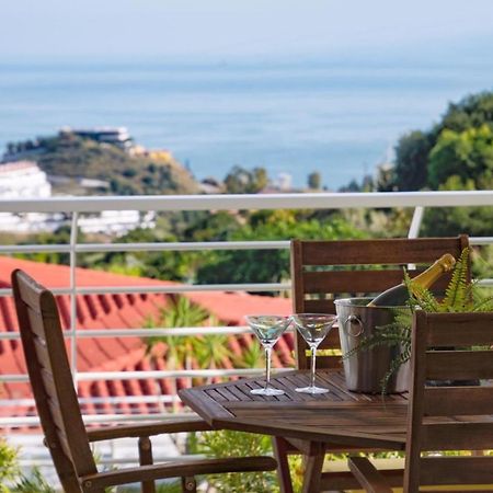 Panoramic Home 贝纳尔马德纳 外观 照片